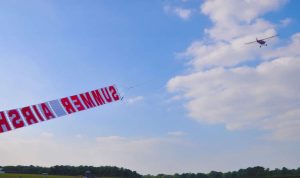 pilot jobs banner towing